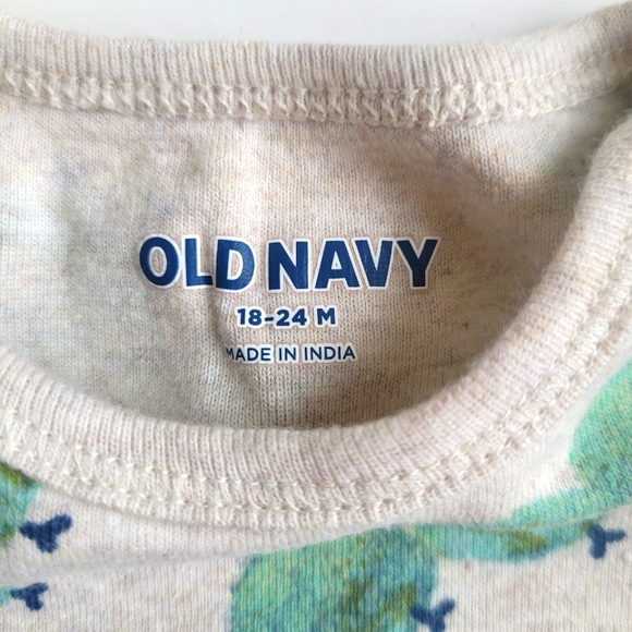 Old Navy one piece beige and green 18-24 months - Picture 4 of 8